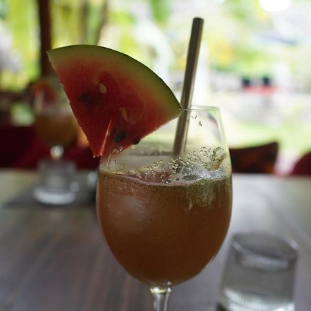 Red Coconut Villa เบนโตตา ภายนอก รูปภาพ