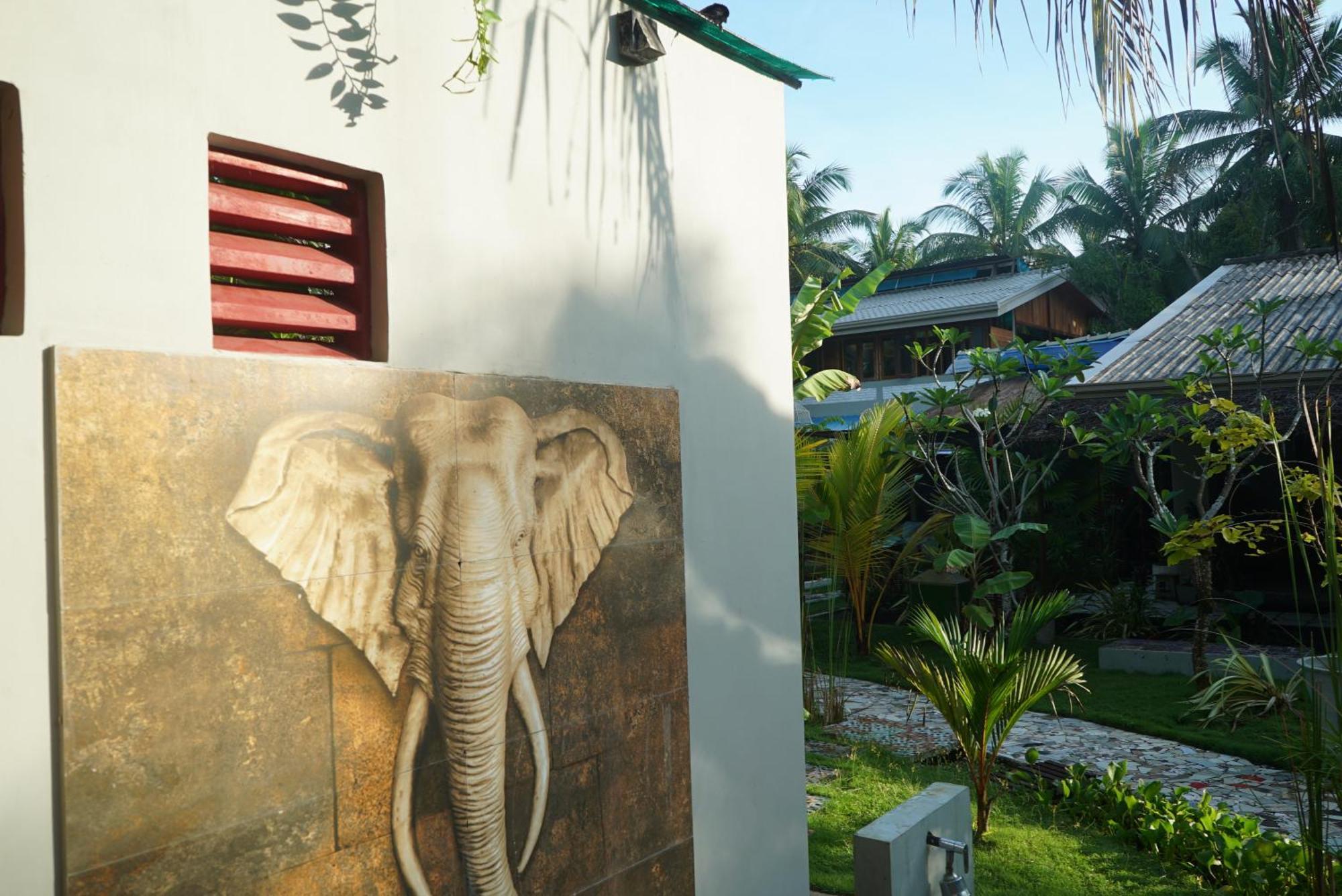 Red Coconut Villa เบนโตตา ภายนอก รูปภาพ