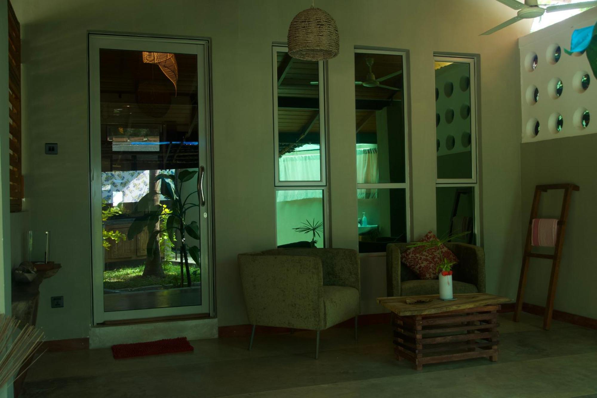 Red Coconut Villa เบนโตตา ภายนอก รูปภาพ