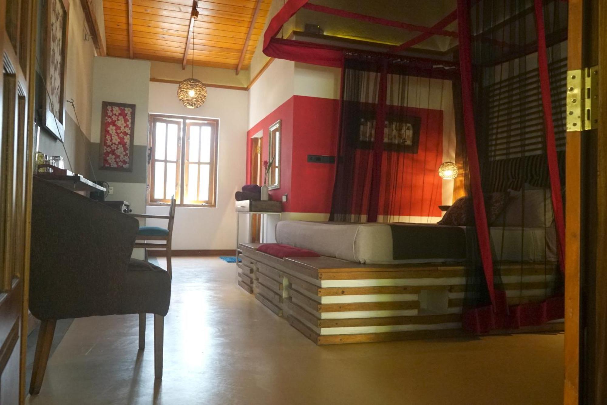 Red Coconut Villa เบนโตตา ภายนอก รูปภาพ