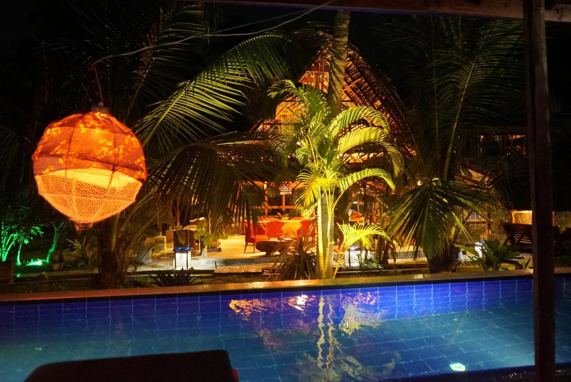 Red Coconut Villa เบนโตตา ภายนอก รูปภาพ