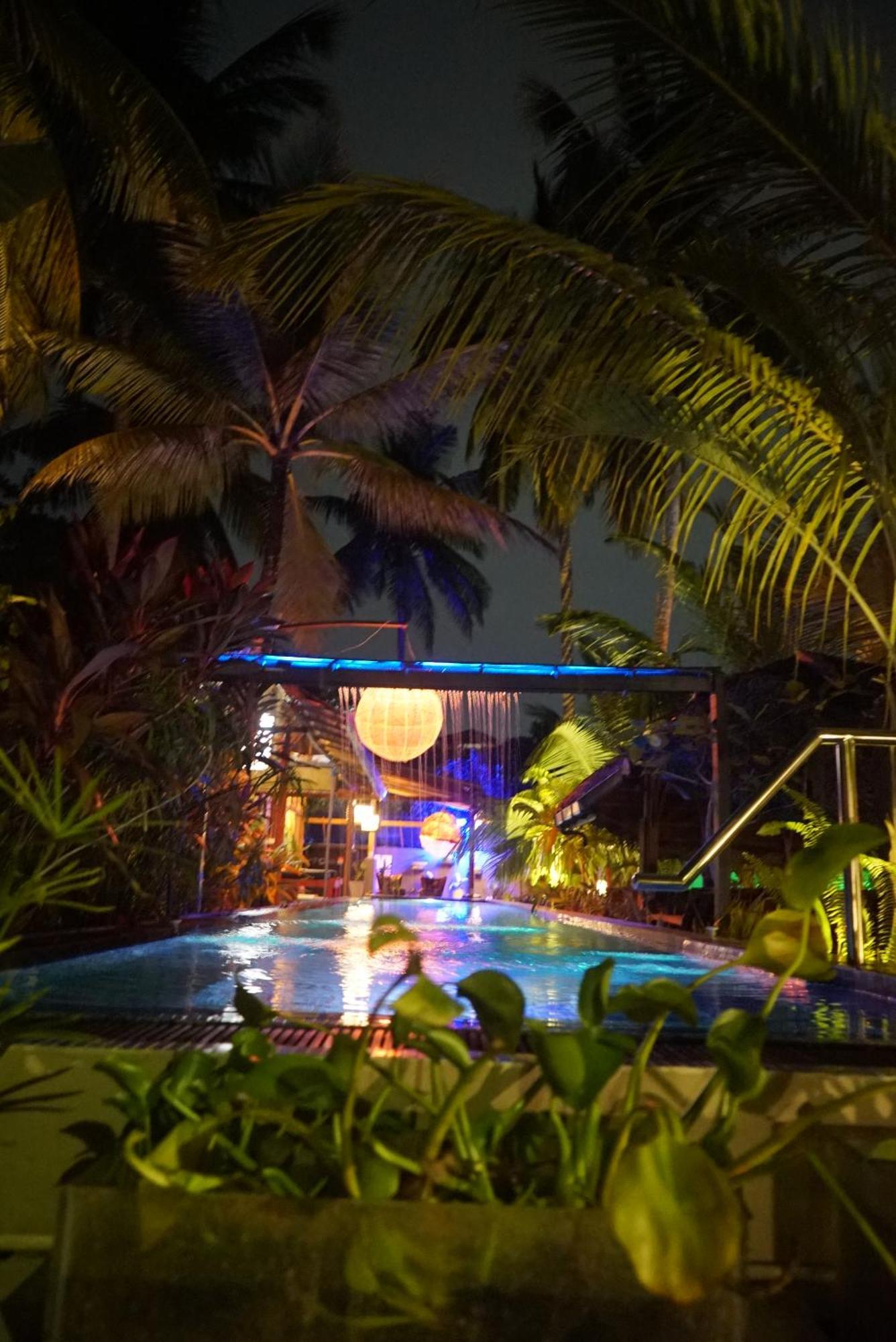 Red Coconut Villa เบนโตตา ภายนอก รูปภาพ